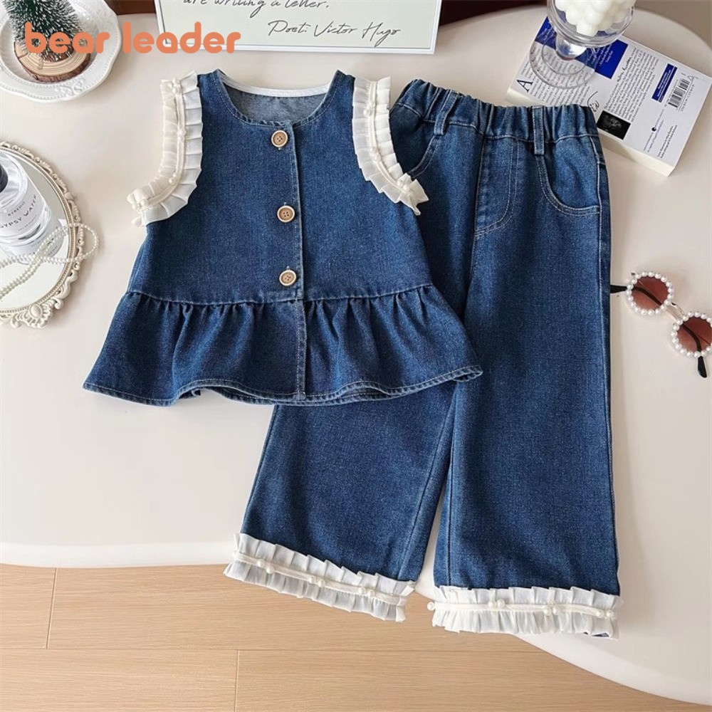 หมีผู้นําฤดูร้อนใหม่ลูกไม้เย็บปะติดปะต่อกันเสื้อแขนกุด+กางเกงยีนส์ขากว้างสาวชุดเวอร์ชั่นเกาหลีสีฟ้าคาวบอยสองชิ้นชุด