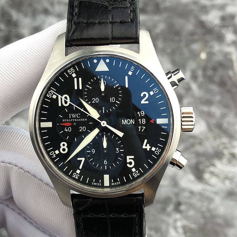 Iwc IWC Pilot Series IW377701สแตนเลสสีดําดิสก์รายสัปดาห์โครโนกราฟนาฬิกาจักรกลชาย