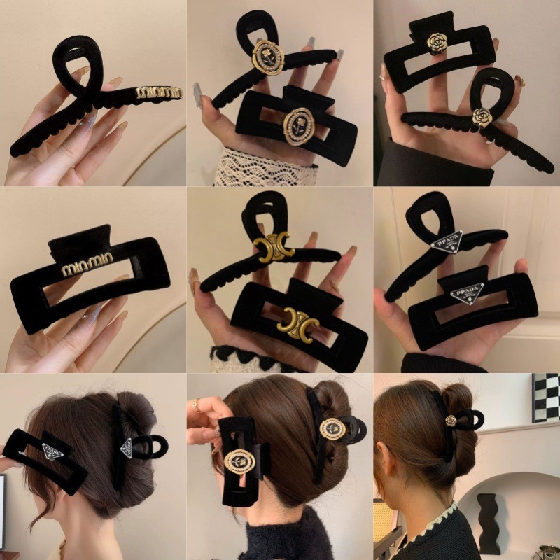 2025 Black Rose Flocking Retro Shark Clip