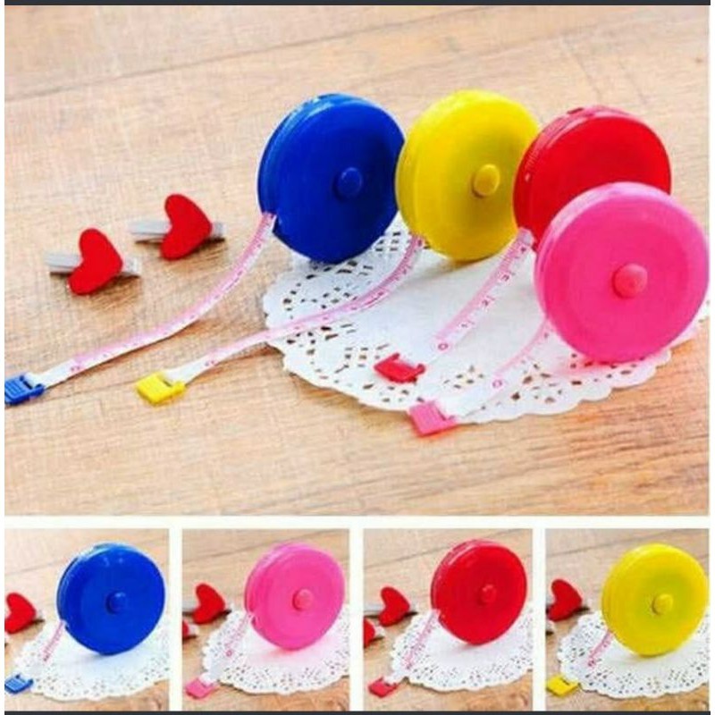 D3105 Mini Roll Meter เครื่องมือวัดเสื้อผ้าแบบยืดหยุ่นหมุนอัตโนมัติ 1.5M DOC