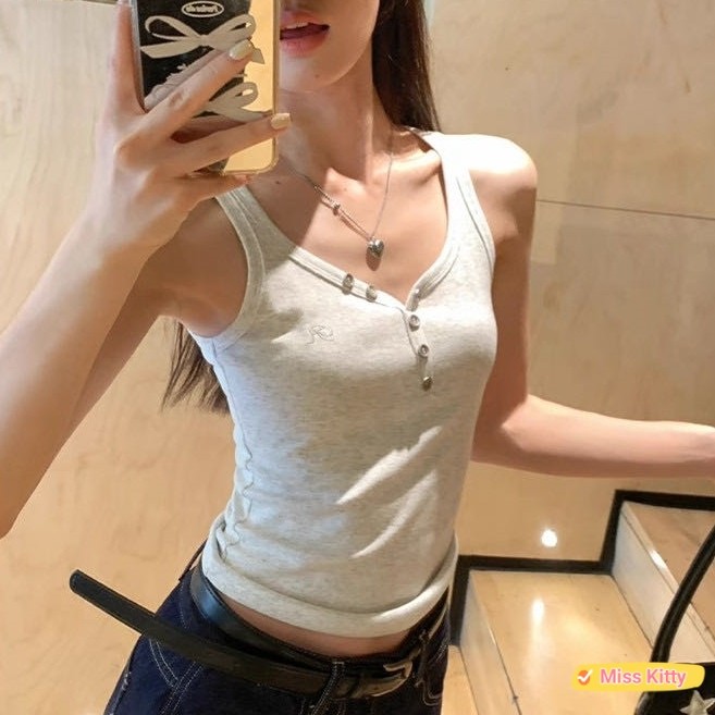 🎀Miss Kitty❤️พร้อมส่ง เสือกล้าม สไตล์เกาหลี มีฟองน้ำ ใส่สบาย 