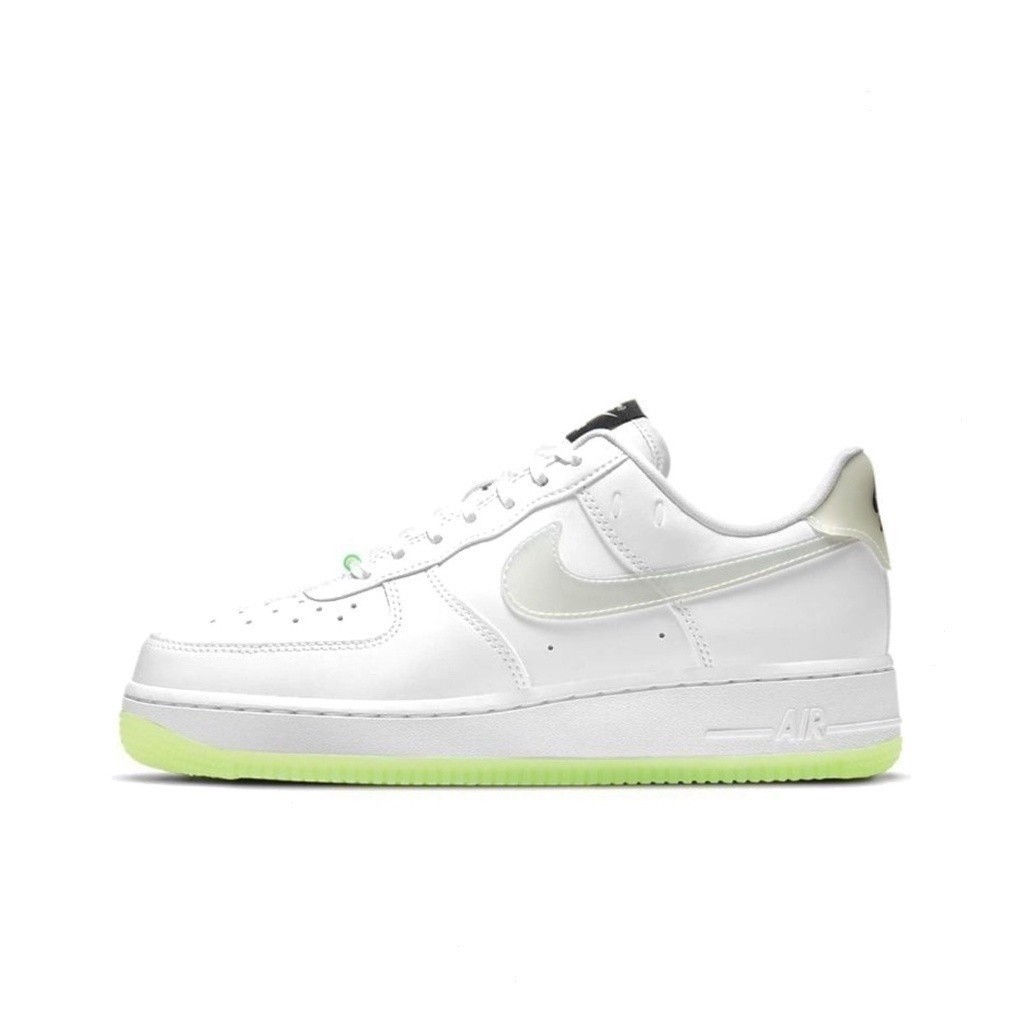 NIKEAir FORCE 1 '07 AF1 lxbright SMILE smiley รองเท้าลำลองสีเขียว WhiteCT3228-100