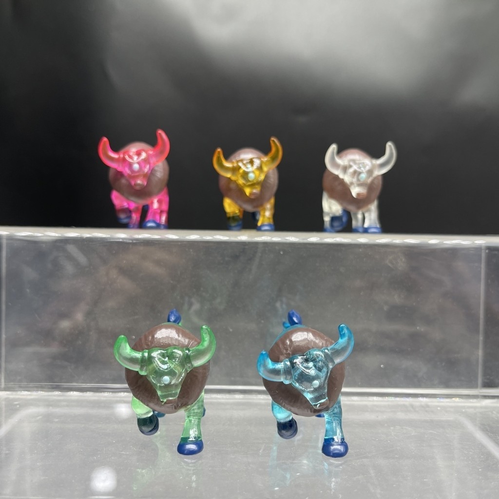 ขายร้อนจัดส่งที่รวดเร็ว Pokémon Kentello Transparent Niche High-value Influencer Doll Jewelry มีตําห