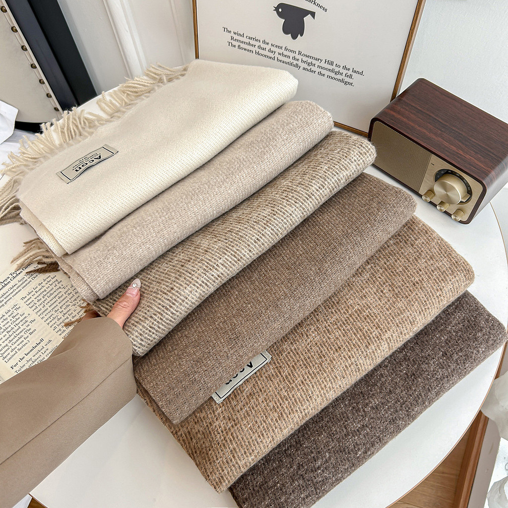 ฤดูใบไม้ร่วงฤดูหนาวสไตล์ใหม่ Acon สีทึบเลียนแบบผ้าพันคอแคชเมียร์หญิงผสมสี High-End Monochrome ผ้าคลุมไหล่ญี่ปุ่นเกาหลี Stu