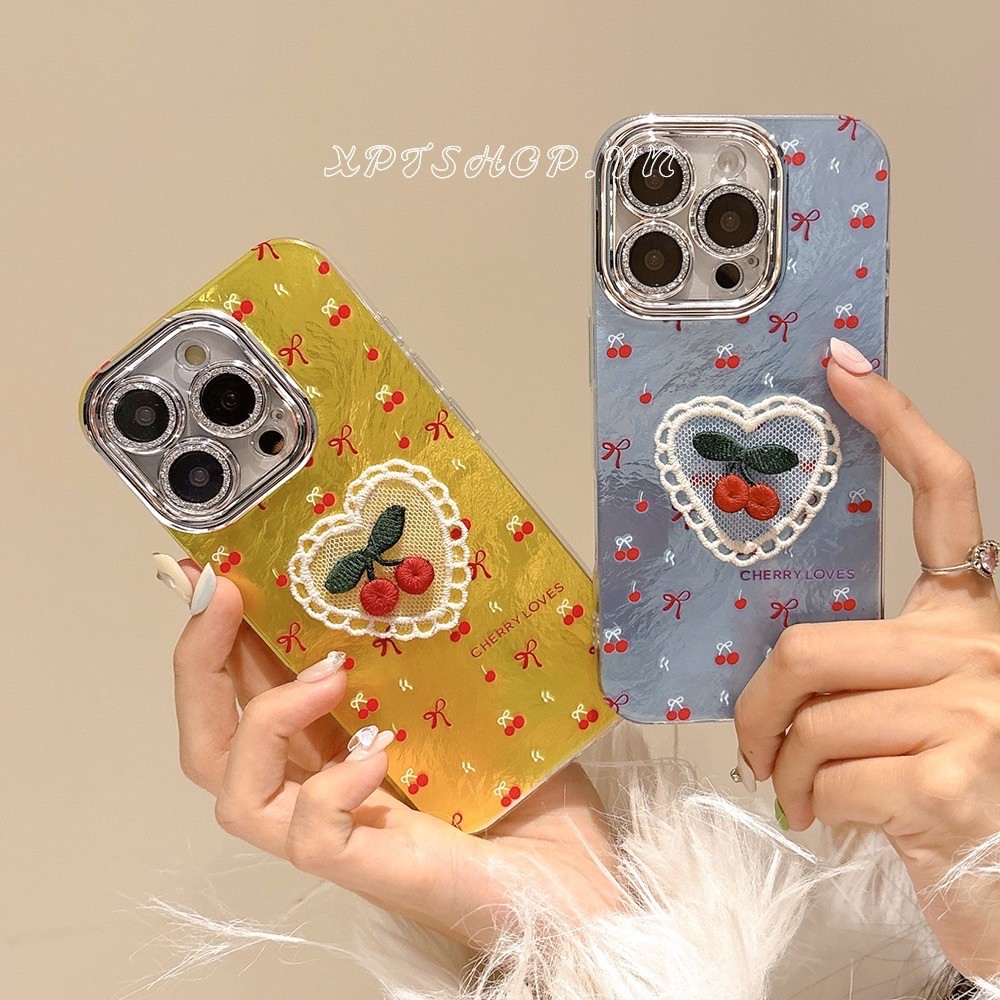 ปักเชอร์รี่พร้อมเลนส์แวววาวฟิล์มเคสโทรศัพท์สําหรับiphone 16 Pro Max 16 Plus 15 Pro Max 14 13 12 11 Pro Maxกันกระแทกป้องกันอะคริลิคปลอก