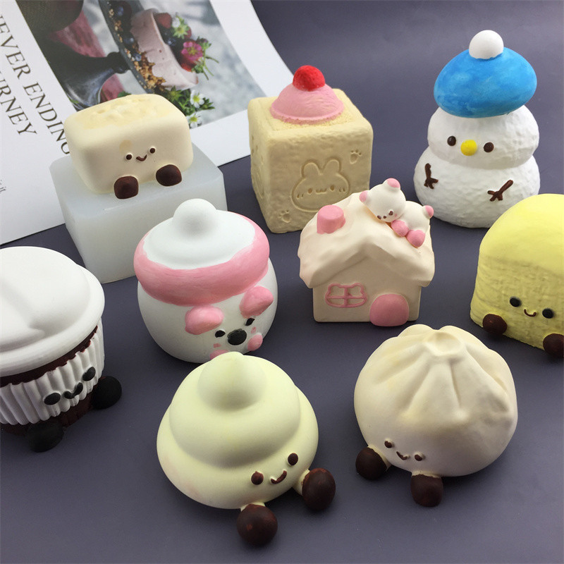 Snowman กระต่ายขนมปังชีสการสร้างแบบจําลองบ้านแม่พิมพ์ซิลิโคน Mochi ของเล่น Decompression แม่พิมพ์ซิลิโคนปูนปลาสเตอร์เทียนอีพ็อกซี่แม่พิมพ์
