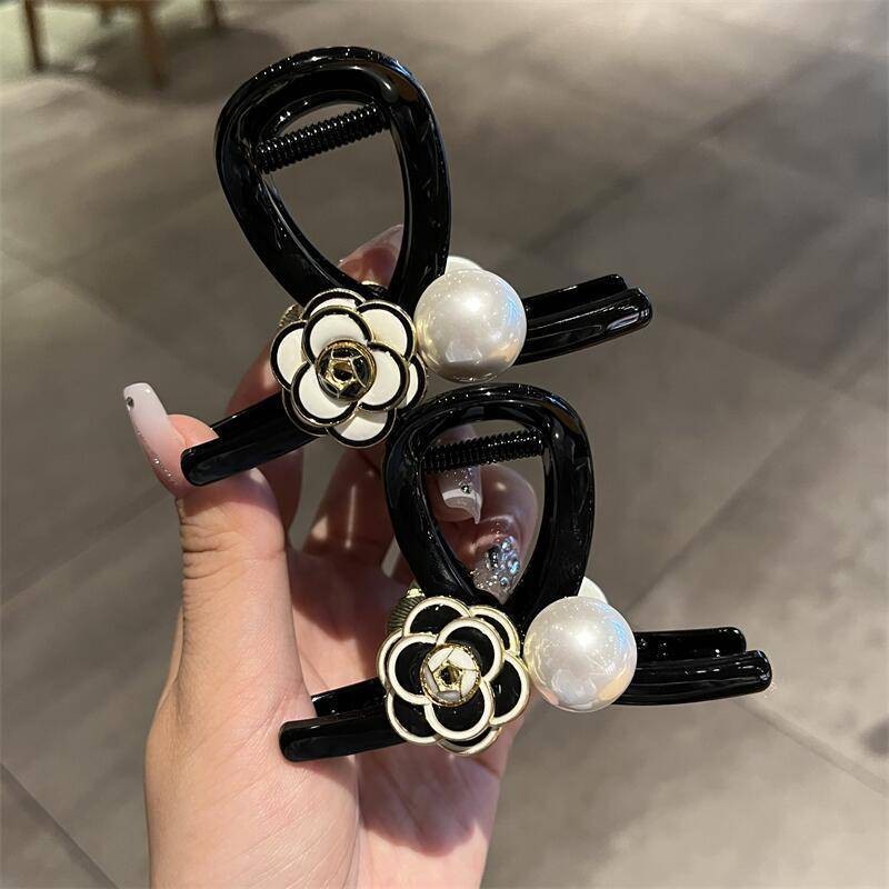 ดอกเคมีเลีย คว้าคลิปหญิง2024รูปแบบใหม่ต้นฤดูใบไม้ผลิกิ๊บหญิงกลับหัวอารมณ์ปานกลางออกแบบฉลามคลิปผ้าโพกศีรษะ