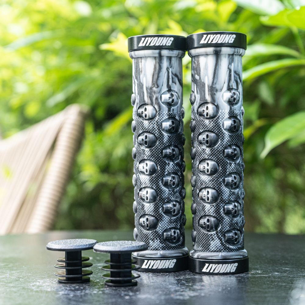 LIYOUNG Skull Grip Cover จักรยานเสือภูเขา Birdis Locking Grip Rubber Grip Cover อุปกรณ์ขี่