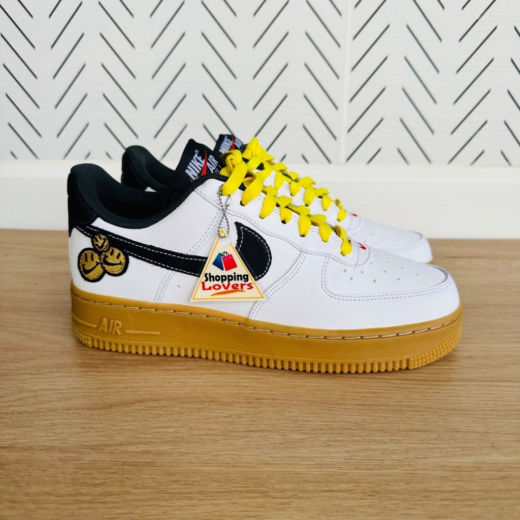 Nike Air Force 1 07 Low LV8 Sz 6 Mens Shoes Go The Extra Smile DO5853-100 ใหม่