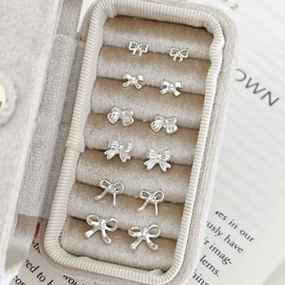 Roselife เกาหลี Minimalist S925 เงิน Tiny Bow Stud ต่างหูสําหรับผู้หญิงสาว Hypoallergenic Bowknot เจาะหูเครื่องประดับอุปกรณ์เสริม