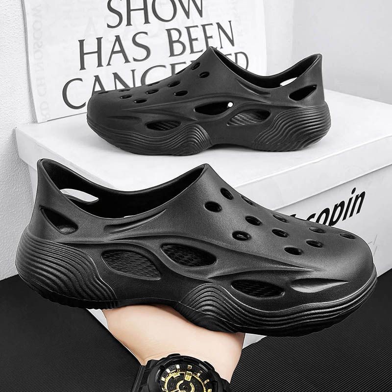 ใหม่รองเท้าแตะผู้ชายคุณภาพสูง EVA Anti-Slip Hole รองเท้าเกาหลีรุ่นอินเทรนด์กลางแจ้งนักเรียนสวมใส่