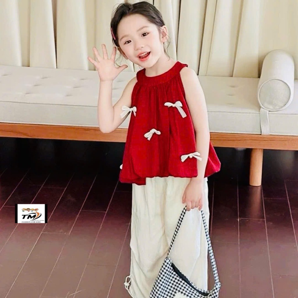 10-30กิโลกรัม ชุดเสื้อสีแดงคอปกสายเดี่ยวและกางเกงหลวม TMสําหรับเด็กผู้หญิง