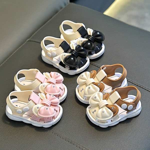 รองเท้ามีไฟ crocs เด็ก รองเท้าแตะสำหรับเด็กรองเท้าหัดเดินสำหรับเด็กสวมด้านนอกกันลื่นพื้นนิ่มกันน้ำสำ