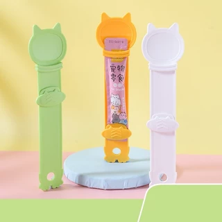 ช้อนป้อนขนมแมวเลีย ช้อนป้อนอาหาร ขนมแมว ที่บีบแมวเลีย บีบง่าย ไม่เลอะมือ Cat Spoon