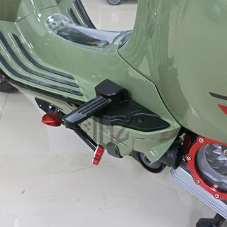 ที่วางเท้าสําหรับ VESPA Sprint Primavera 150 180 my24 2013-2024 2026 รถจักรยานยนต์เท้า Peg Foot Rest อลูมิเนียม sprint tech 2025 จัดส่งจากคลังสมุทรสาคร