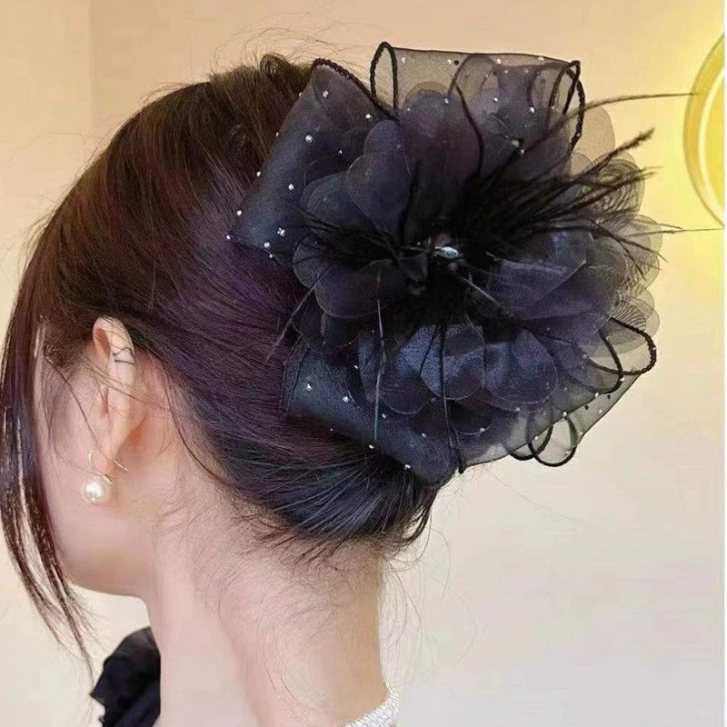 ตัวหนีบขนนกดอกไม้ดอกโบตั๋นระดับไฮเอนด์แบบใหม่