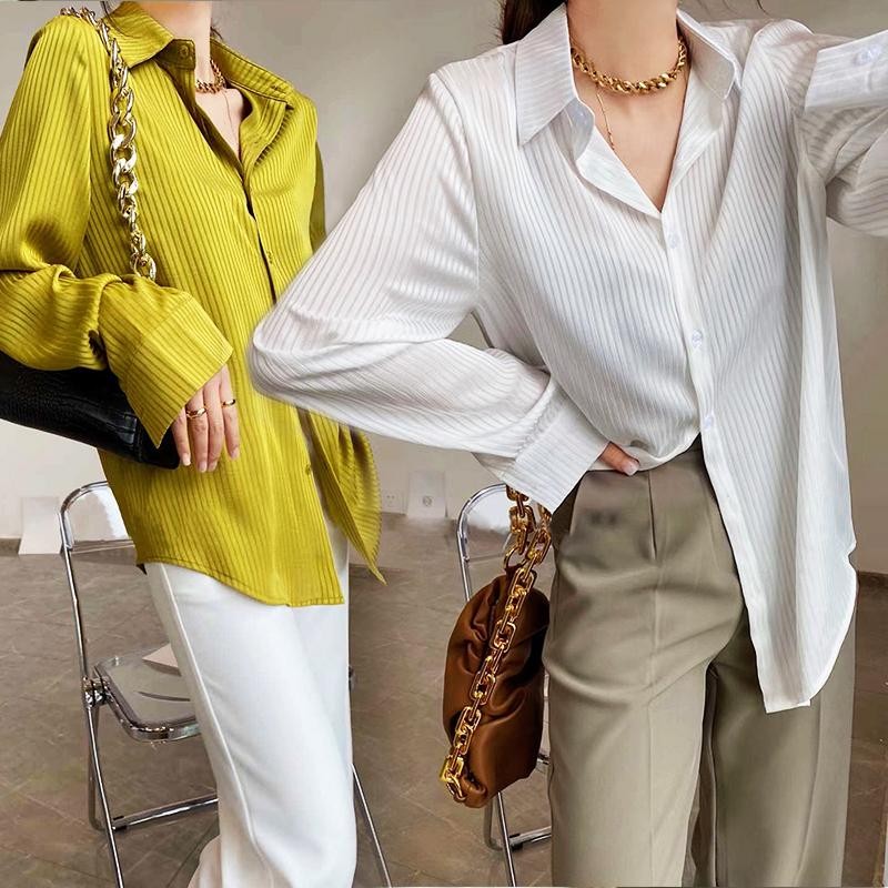 KOKO-เสื้อแขนยาวผู้หญิง เสื้อสีเขียวลายทาง เสื้อผ้าแฟชั่นตามกระแส  ดีไซน์เรียบหรู 5 สี W516