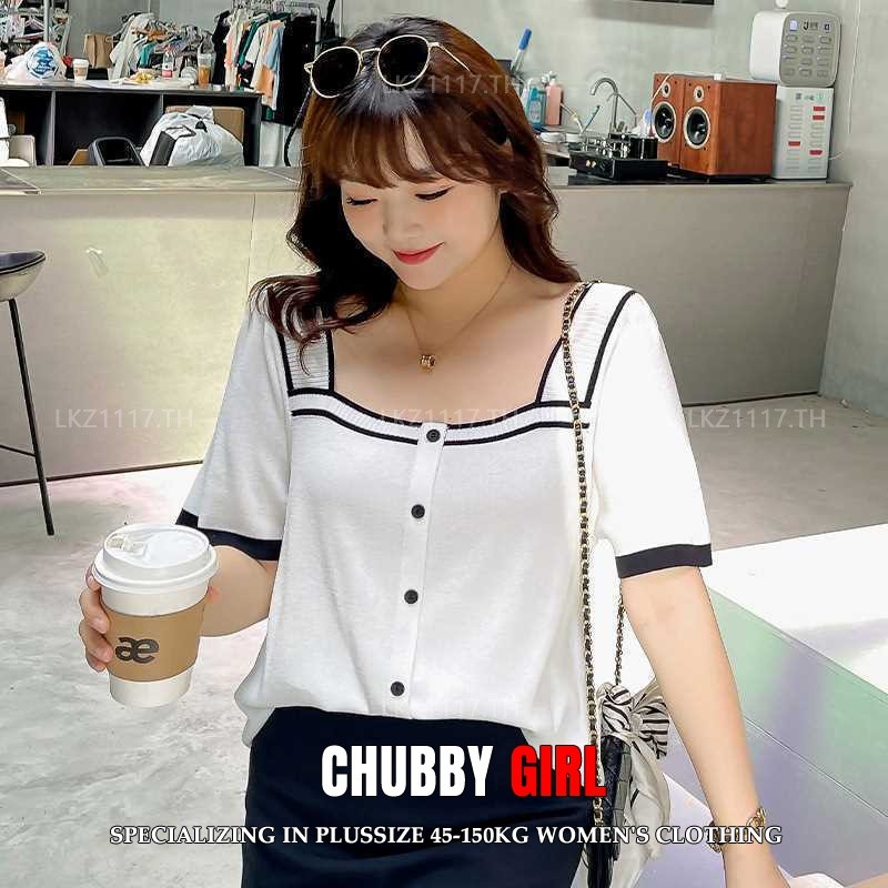 Plus size เสื้อผ้าสาวอวบ เสื้อยืดสาวอวบอ้วน ไซส์ใหญ่ ผู้หญิง เสื้อไหมพรม ทรงหลวม แขนสั้น คอเหลี่ยม สีขาว ฤดูร้อน สไตล์เกาหลีแฟชั่น