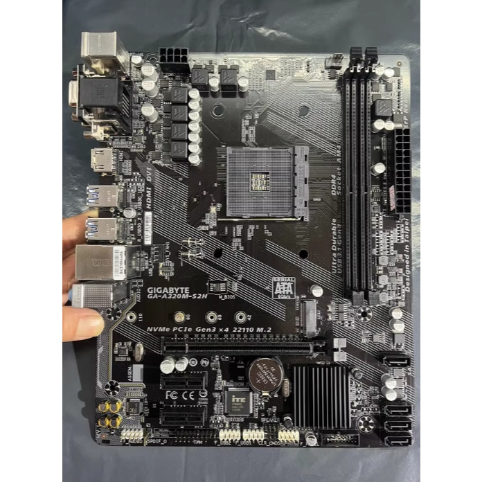 (มือสอง) เมนบอร์ด Gigabyte A320M-S2H, ซ็อกเก็ต AM4 DDR4 DIMM, ใช้ชิปเซ็ต AMD A320 Micro ATX ซีจีแอลไ