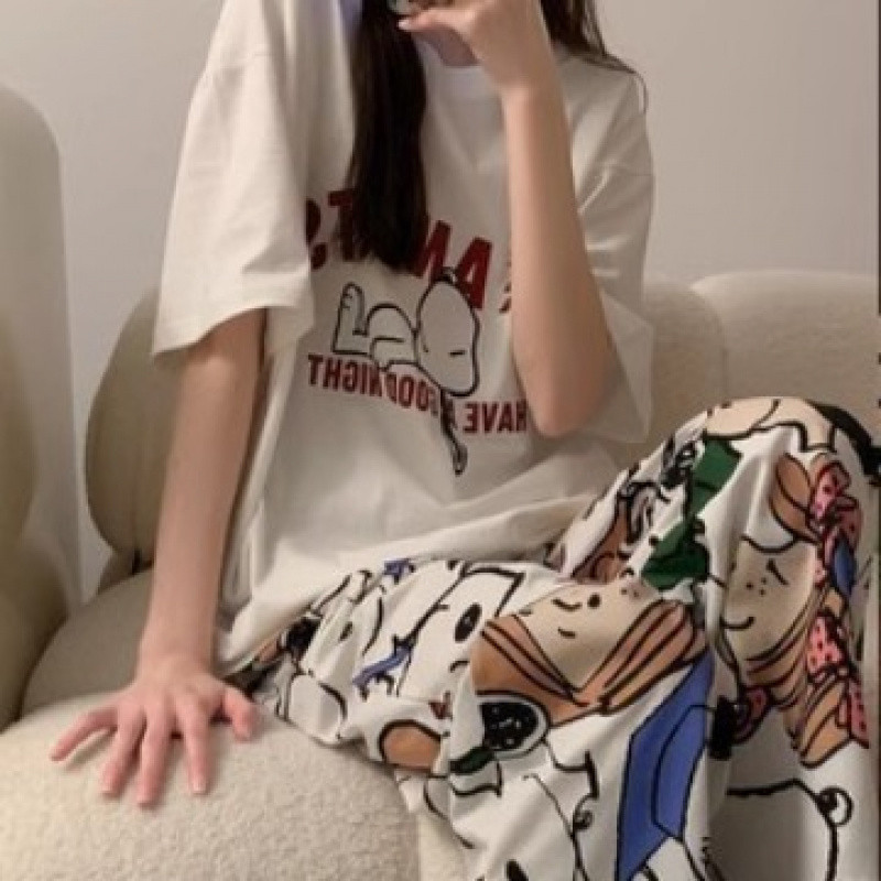 ชุดนอนแขนสั้น Snoopy ขนาดใหญ่ สำหรับสาวน่ารัก กางเกงขายาว พิมพ์เต็มตัว ชุดนอนฤดูร้อน ชุดอยู่บ้าน ชุดลำลอง