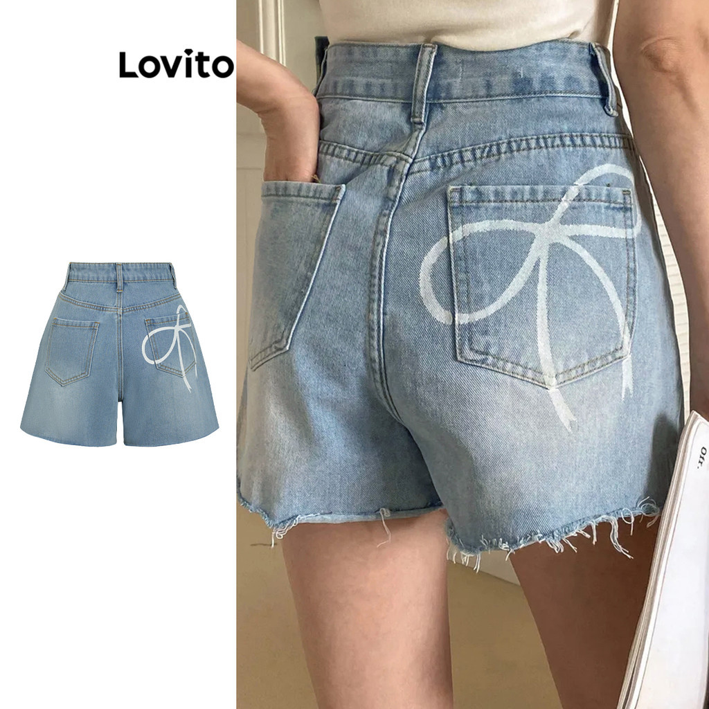 Lovito กางเกงยีนส์ขาสั้นลายปุ่มธรรมดาสำหรับผู้หญิง L105MD377