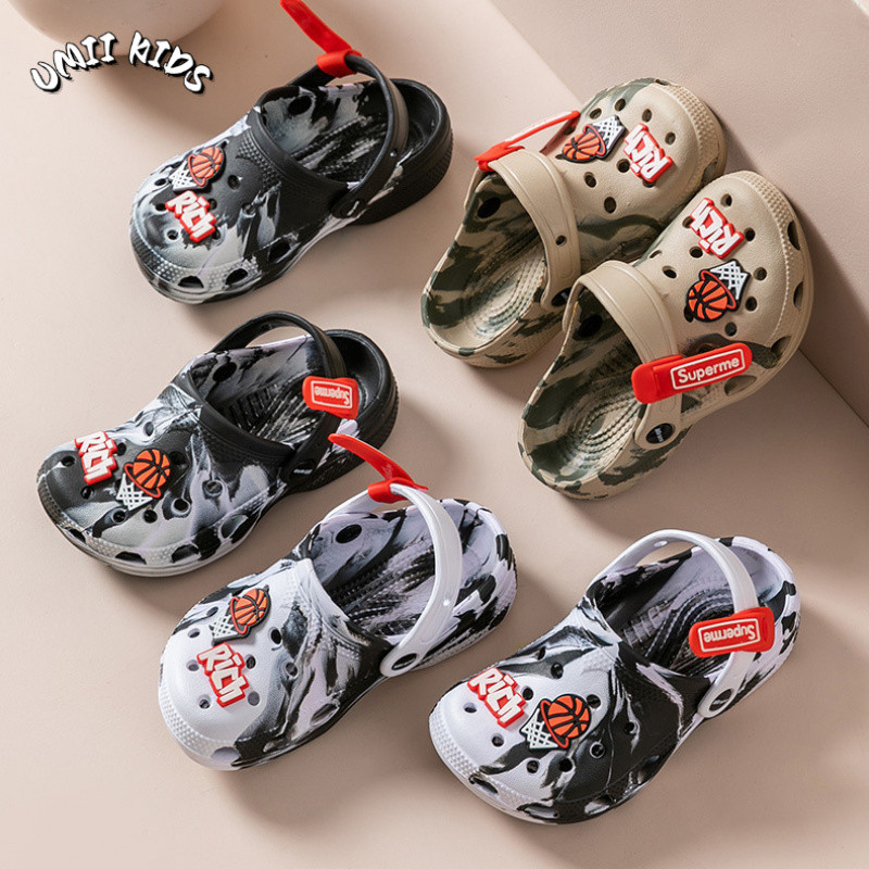 UMII KIDS รองเท้าแตะ รองเท้าเด็ก มี รู ห้องน้ำ กันลื่น ด้านล่างนุ่ม การ์ตูน แฟชั่น ลําลอง