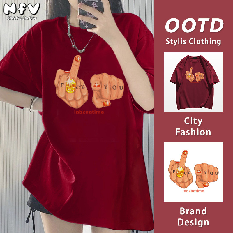 NFV เสื้อยืดแฟชั่นสไตล์เกาหลี ผ้าฝ้าย 100% ลายนิ้วกลาง แขนสั้น โอเวอร์ไซซ์ เนื้อนุ่ม ใส่สบาย วินเทจ ใส่แล้วดูผอม YG1306