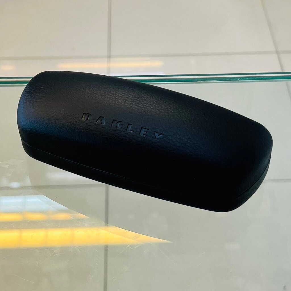 OAKLEY CASE สำหรับกรอบแว่นสายตา