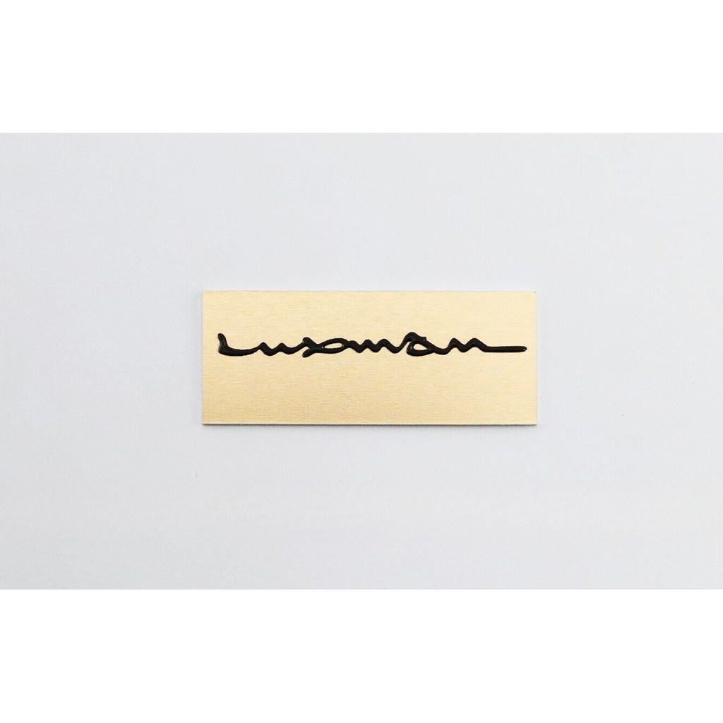 Luxman AMPLIFIER ป้ายโลโก้สั่งทําพิเศษอลูมิเนียม 50mm(1.96")X20mm(0.78") GOLD