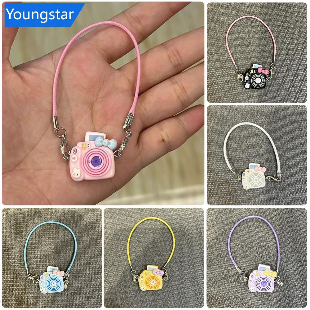 Ys Dollhouse Mini จี้รุ่นการ์ตูนกล้องโบว์แขวนคออุปกรณ์เสริมจี้ตุ๊กตา W1Z4