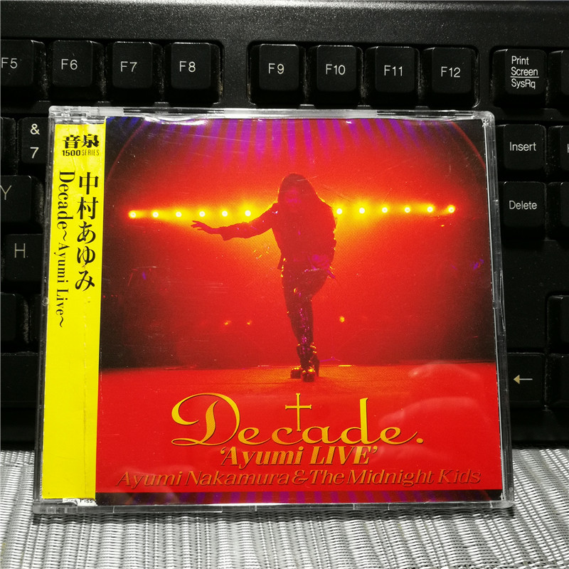 S1612: Ayumi Nakamura Decade: Ayumi Live [ของสะสม]