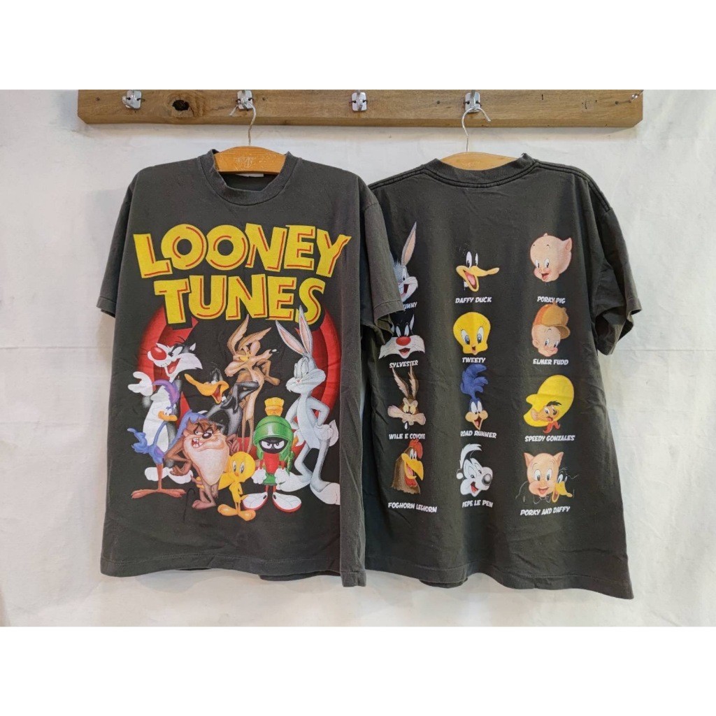 เสื้อลายลูนี่ตูนแจฮยอน(ป้ายLooneyTunes)