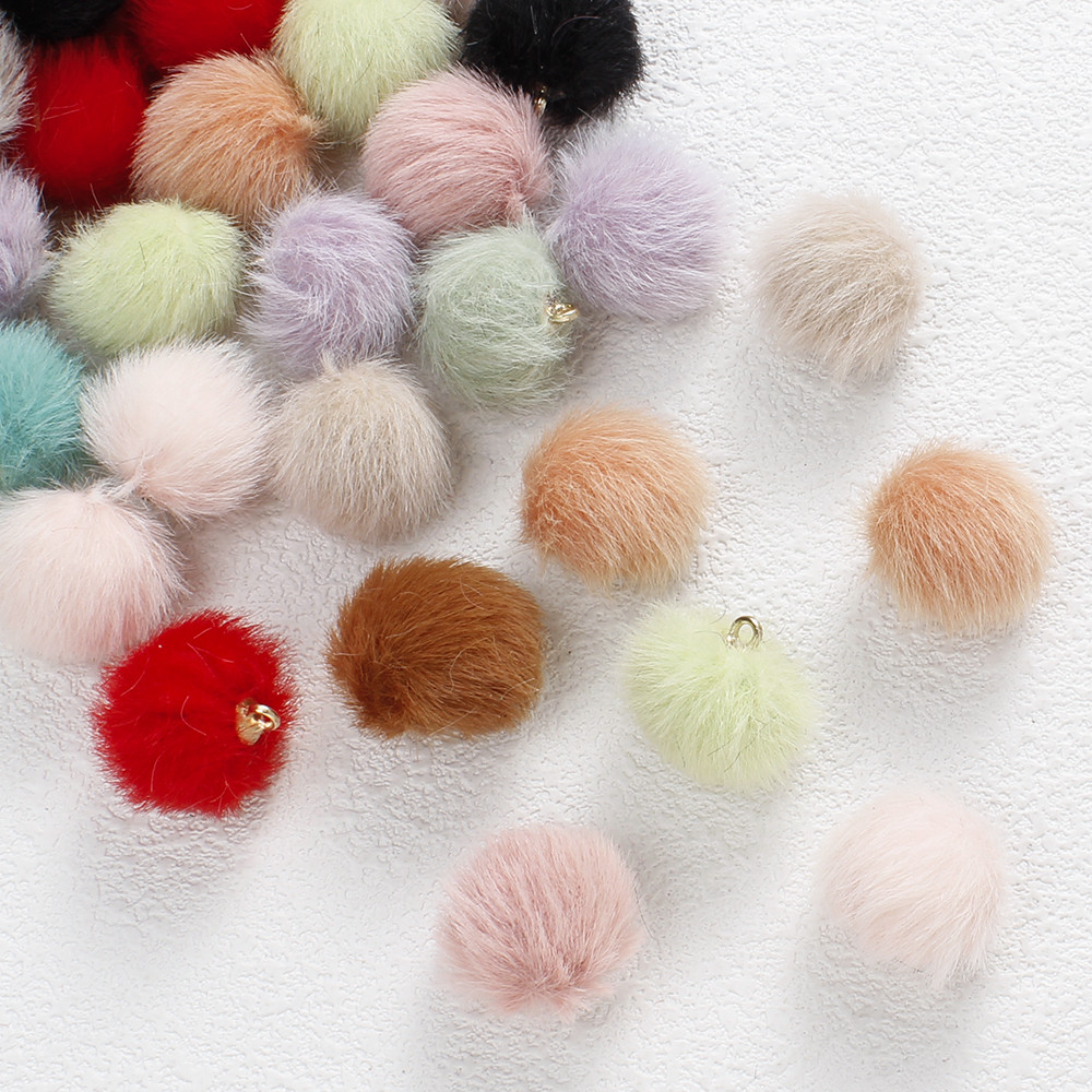 20 ชิ้นตุ๊กตาฤดูหนาวธีมจี้หลากหลาย Colori จี้คริสต์มาสสําหรับเครื่องประดับทําต่างหู Xmas & งานแต่งงานอุปกรณ์ตกแต่ง