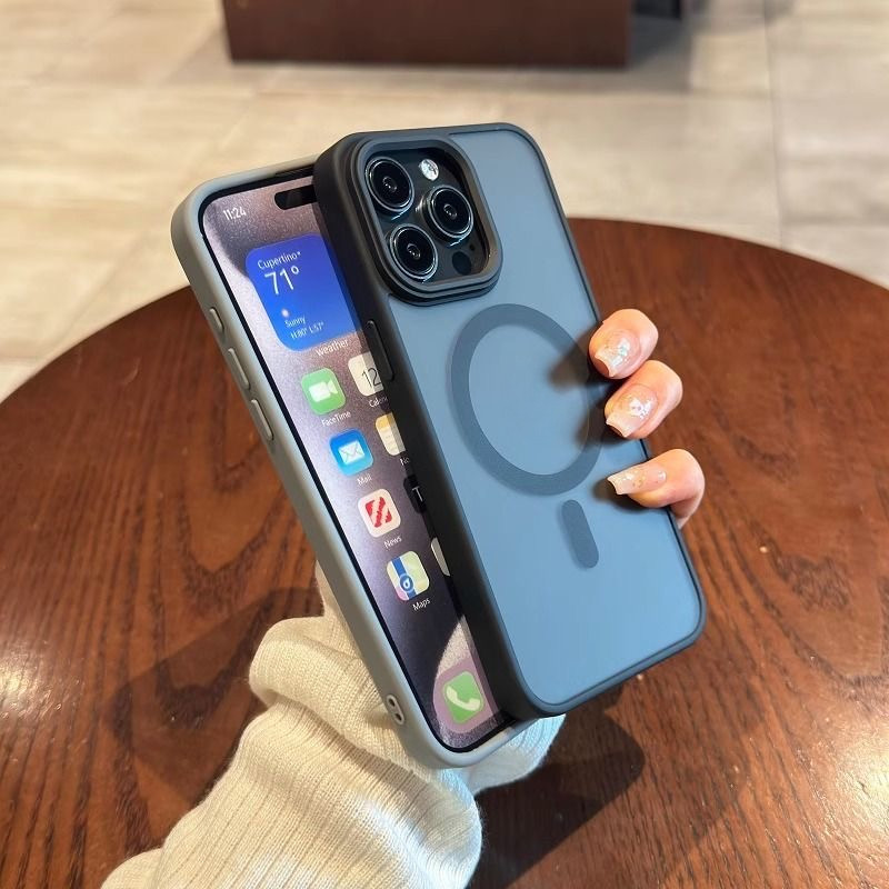 Matte ป้องกันลายนิ้วมือกันกระแทกแม่เหล็กไร้สายชาร์จ Hard เคสโทรศัพท์สําหรับ iPhone 16 15 14 13 12 11 Pro Max Plus Matte Magnetic Case Cover - รูปที่ 2