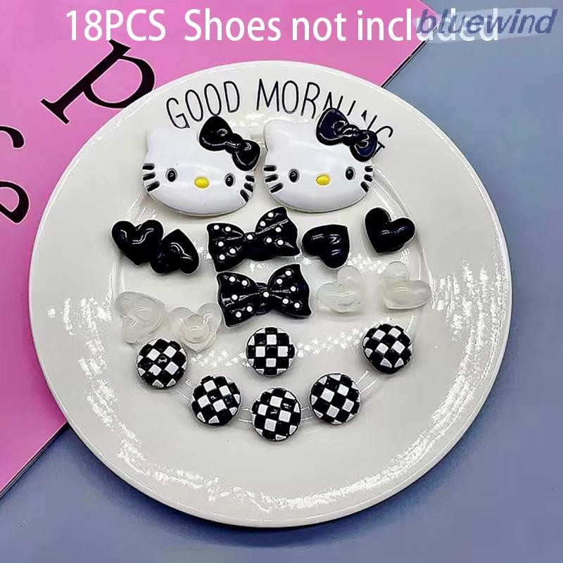 [Bluewind] 18 ชิ้นในชุดการ์ตูน Sanrio หัวเข็มขัดรองเท้าแบบถอดได้น่ารัก Hello Kitty DIY รองเท้า Charm อุปกรณ์เสริมรองเท้าแตะตกแต่งของขวัญสาวใหม่