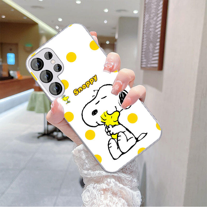 เคส Samsung S25Ultra S24Ultra A55 LensProtect TPU กรอบนุ่มและแผงหลังกระจก สีดำขาว Snoo-py สุนัขน่ารัก S23Ultra S22Ultra S23FE A34 A54 A53 A52 A14 ราคา ถูกที่สุด ดีลบีเคเค แกลเลอรีภาพที่ 7