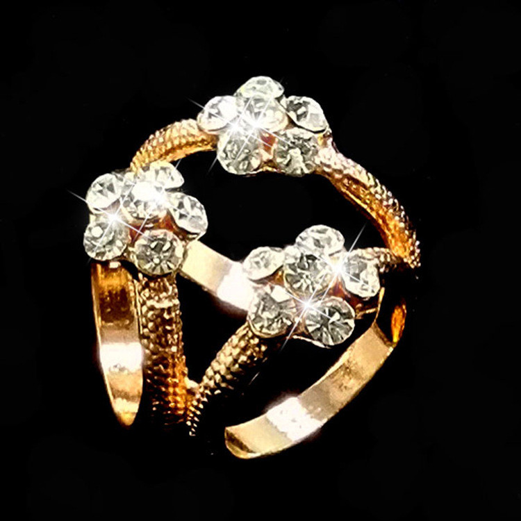 Plum Blossom Diamond Silk Scarf Buckle All-Match รูปที่ 2