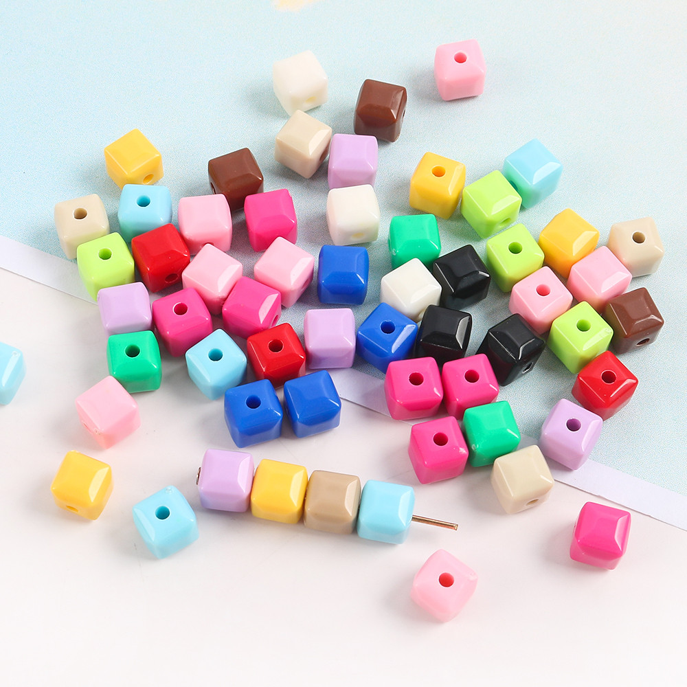 30pcs 7 มม.สีสัน Luminous Square Spacer ลูกปัดอะคริลิคสําหรับเครื่องประดับทํา DIY ลูกปัดสร้อยคอสร้อยข้อมือหัตถกรรมอุปกรณ์เสริม