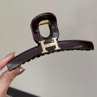2024 High-End Dark Coffee Color Letter คลิปฉลามขนาดใหญ่