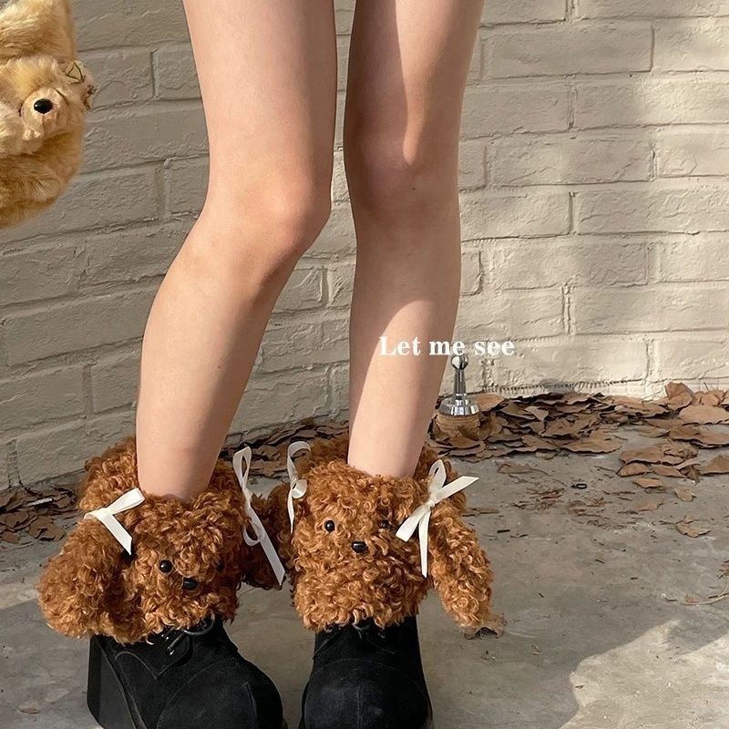 LET ME SEE 自制可爱毛绒小狗袜套软妹冬季搭配卡通中筒靴套LET ME SEE Homemade Cute20241106