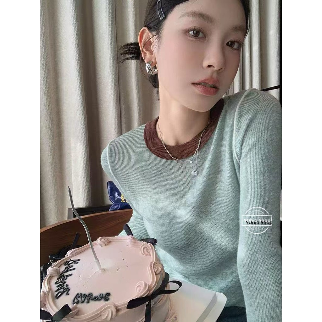 เสื้อยืดคอกลมฐานถักสีตัดกันระดับไฮเอนด์สําหรับฤดูใบไม้ร่วงของผู้หญิง