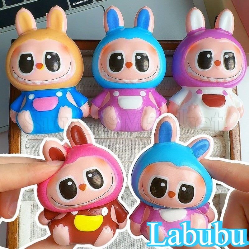 [ แนะนํา ] Labubu Slow Rebound Pinch Toy - ผู้ใหญ่ Decompress Toys - ตุ๊กตาบีบเด็ก - นุ่ม การ์ตูน คลายเครียด - เครื่องประดับโฮมเดสก์ท็อป - ของขวัญวันเกิด