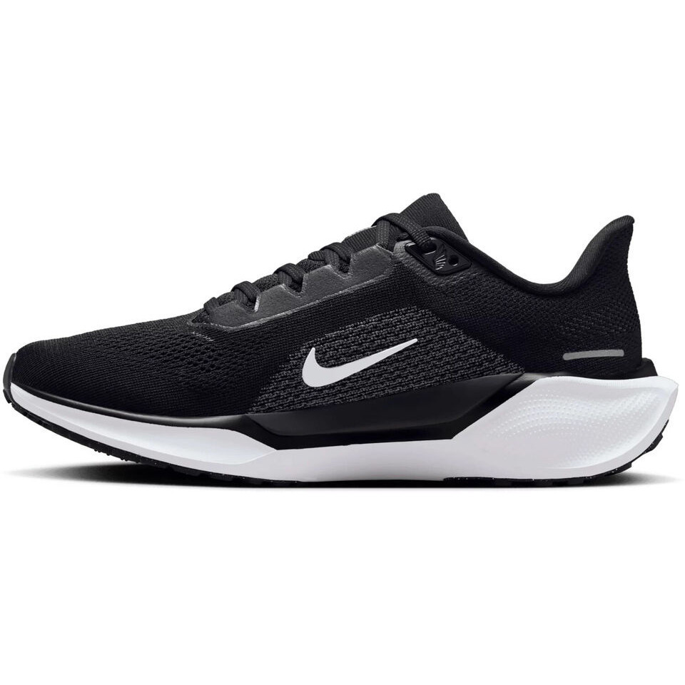 Nike Women's Air Zoom Pegasus 41 รองเท้าวิ่งบนถนน สีดำและขาว FD2723-002