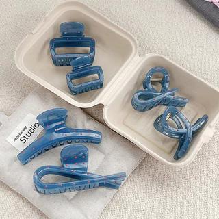 Simple Fog Blue Red Polka Dot กิ๊บติดผม High-end Niche Design หวานหนาเสื้อกันหนาวผม Shark Clip
