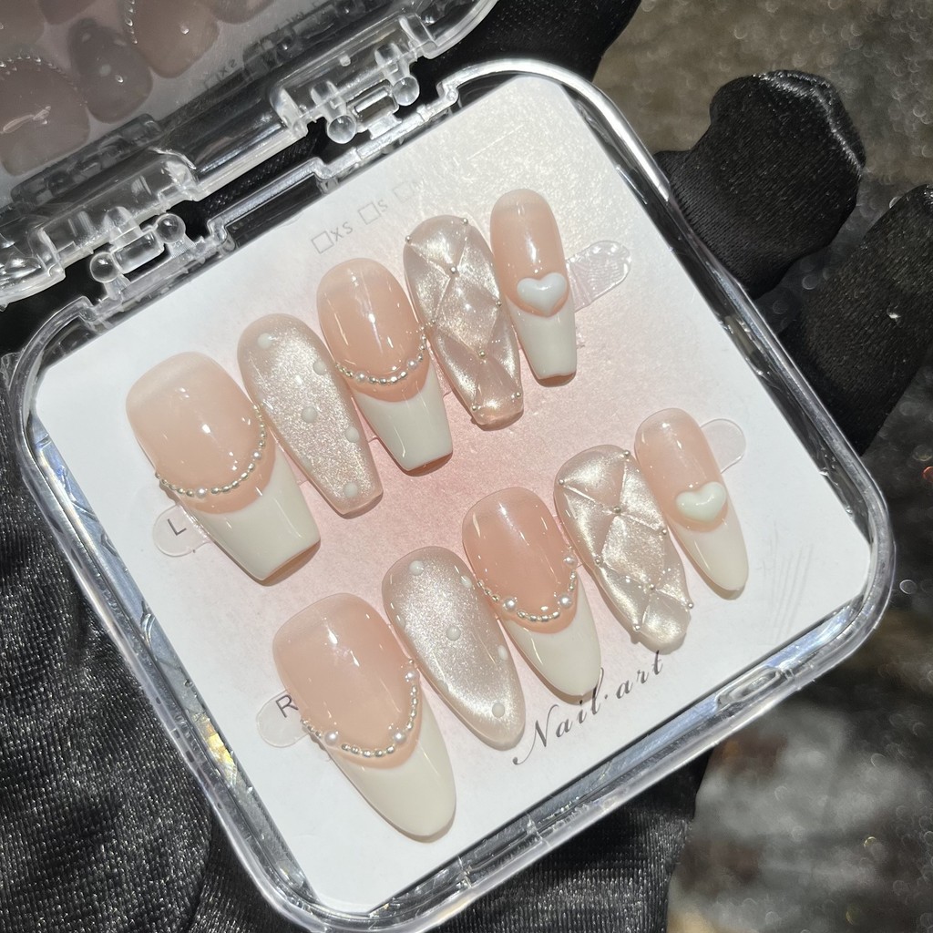 ทำมือ+กาวฟรี เล็บปลอมสีชมพูครีมแบบฝรั่งเศส ลายตาแมว ลายเพชร ลายตาราง หัวใจ เพชร สำหรับการบำบัดด้วยแสง