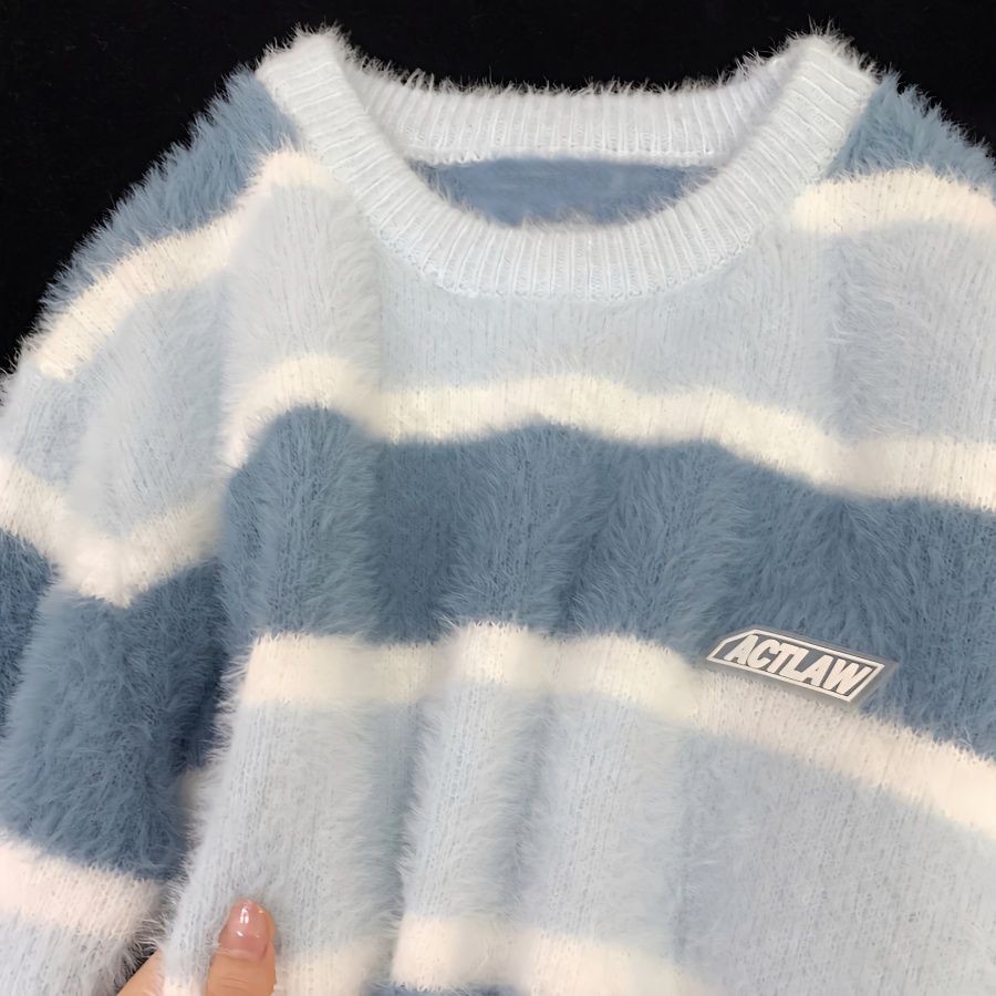 ญี่ปุ่นสีฟ้าลายสีคมชัดข้าวเหนียวเลียนแบบมิงค์ขนแกะด้านล่างเสื้อผู้หญิงกระโหลกเสื้อสวมหัวเสื้อกันหนาว Preppy Pullover Sweater