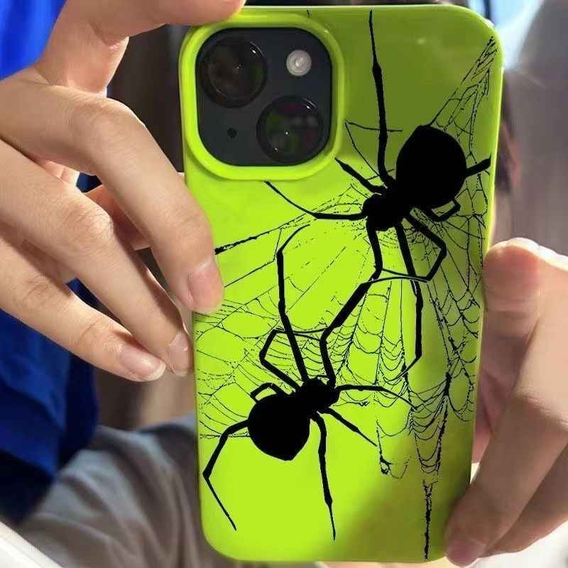 Ins สไตล์บุคลิกภาพ Dark Spider Web เรืองแสงสีเขียวนุ่มสําหรับ iPhone กรณี 16promax 15 15promax 14promax 14plus 13pro 13promax 11 11pro 12promax 12mini XR 7P 8Plus