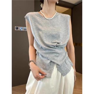 Dahong เสื้อยืดแขนกุดผู้หญิง เสื้อกล้ามแขนกุด ล่ผ้าสวยใส่สบายแมทช์ง่ายได้ทุกลุคค่ะ สีทึบ H057