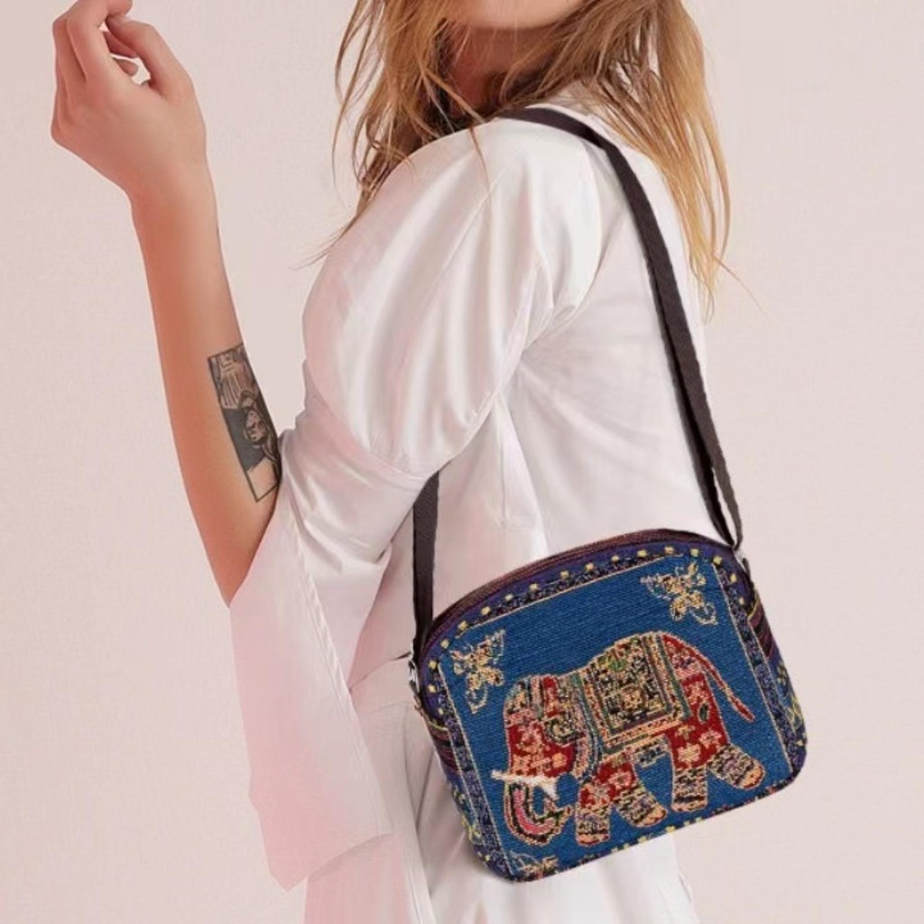 【พร้อมส่ง】Miss bag fashion กระเป๋าสะพายผู้หญิง ความจุขนาดใหญ่