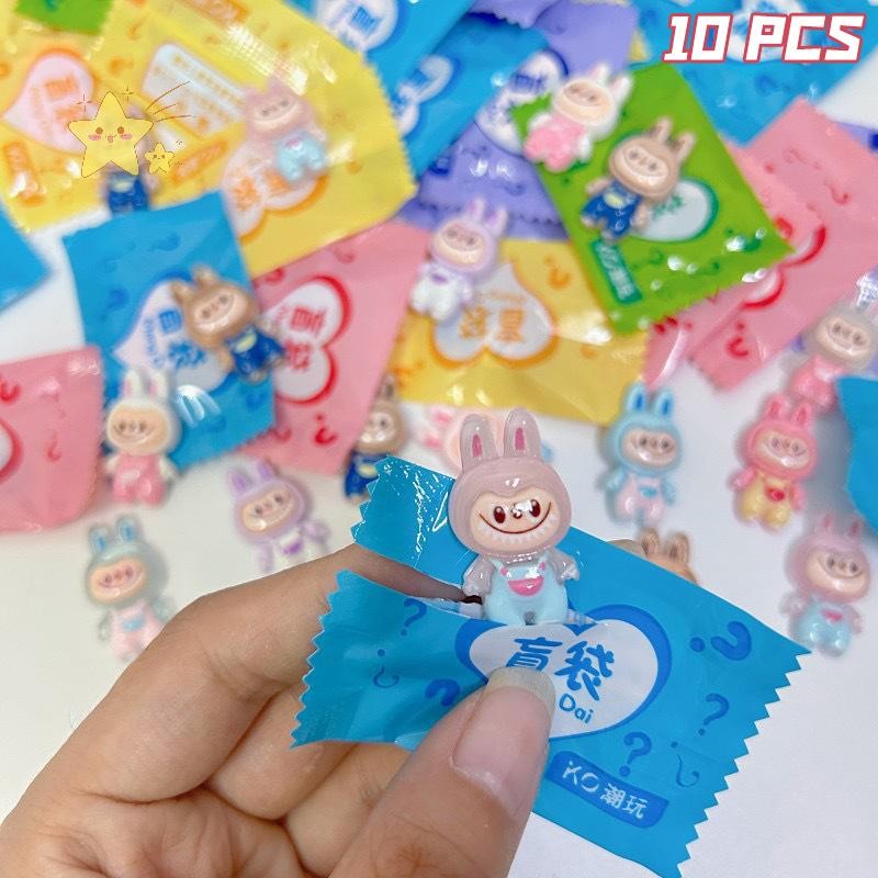 [JBTH] 10 ชิ้นน่ารักการ์ตูนสุ่ม Labubu ตุ๊กตาเรซิ่นกล่องตาบอดของเล่น Surprise ตุ๊กตาของเล่น Creative DIY อุปกรณ์ตกแต่งเด็กของขวัญ [JB]